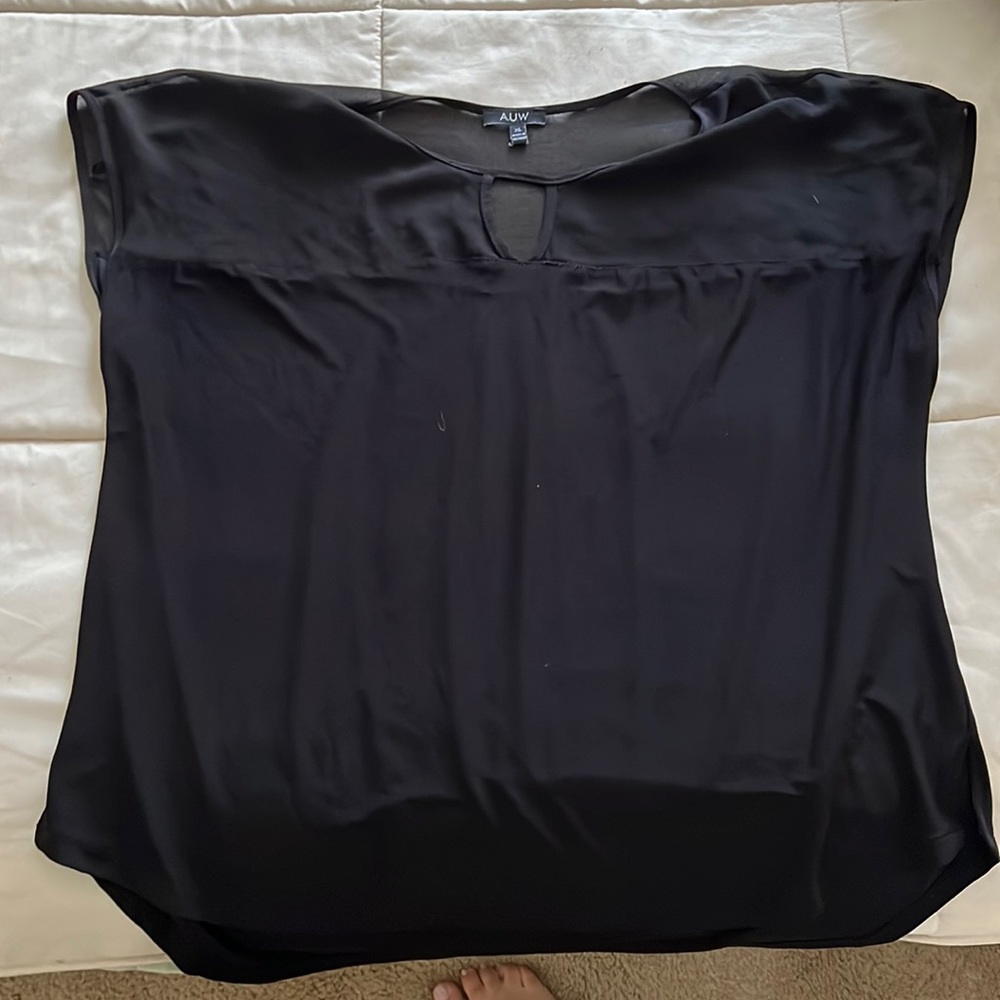 Apt 9 business casual blouse